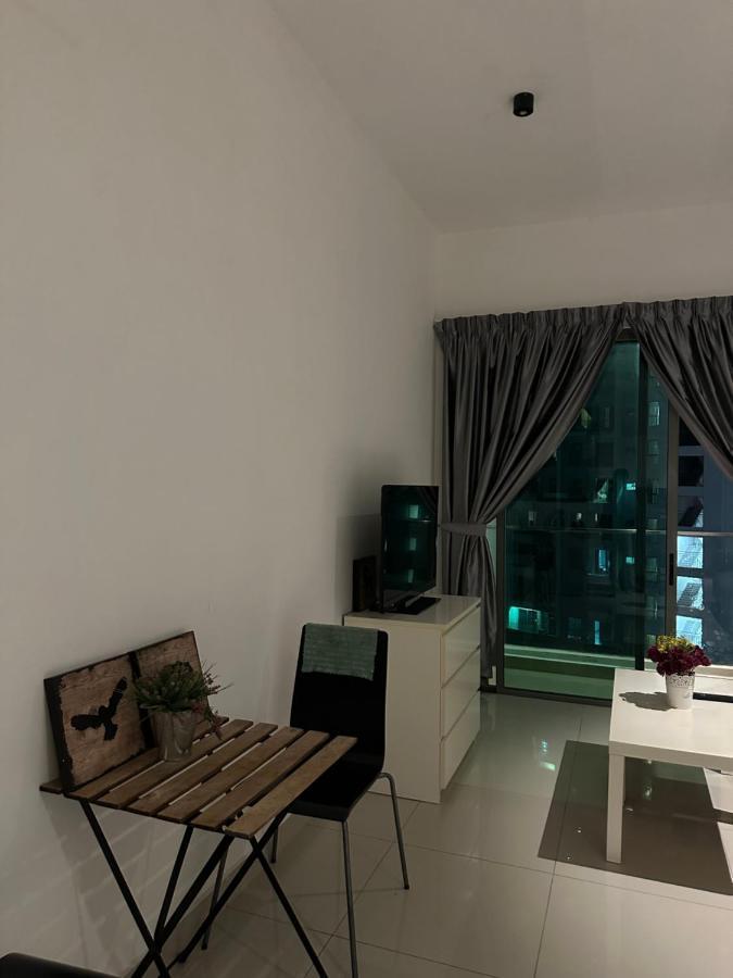 Hideaway At Cybersquare Apartman Cyber Dzsaja Kültér fotó